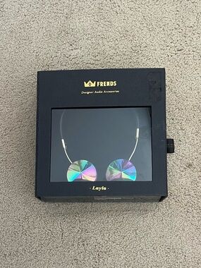 FRENDS Layla On-Ear Headphones in Oil Slick